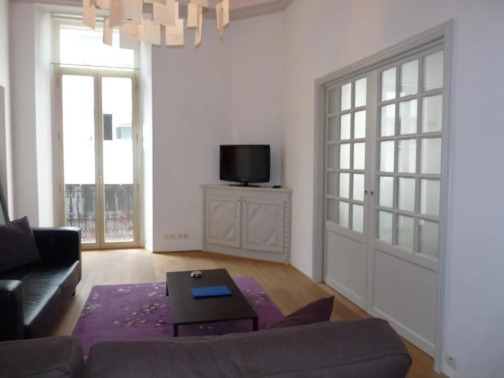 Apartment Ferienwohnung Le Cerf Delux Cannes Frankreich